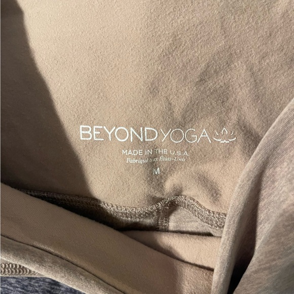 BEYOND YOGA Off Duty High Waisted Legging Deep Amethyst Wild Wisteria - Picture 4 of 5